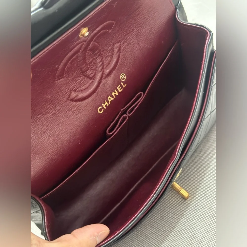 ❌ SOLD ❌ CHANEL VINTAGE Small Classic Flap 24K Gold - Picture 11 of 16